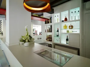 BAR_8_reduit